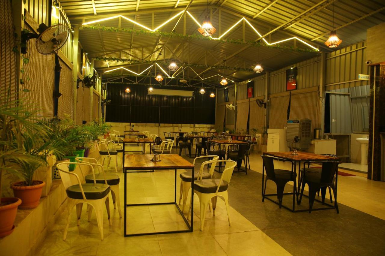 Hotel Maruthi Inn Nirmal  Екстер'єр фото